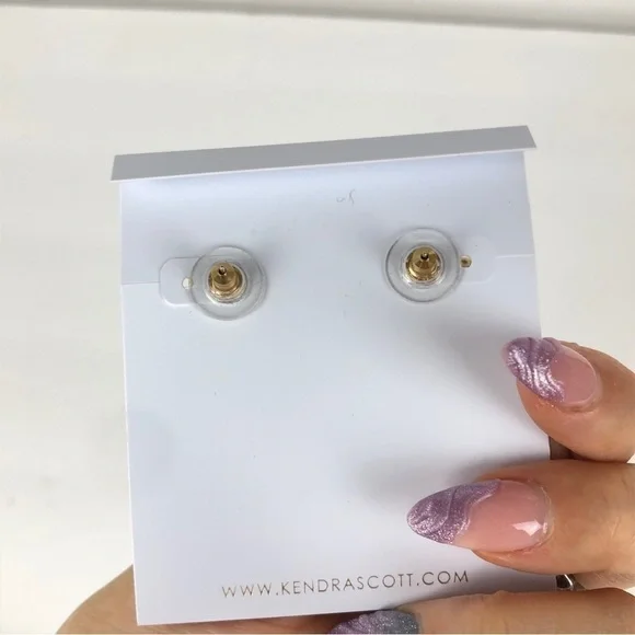 NWT Kendra Scott earrings & necklace set! - Picture 3 of 6